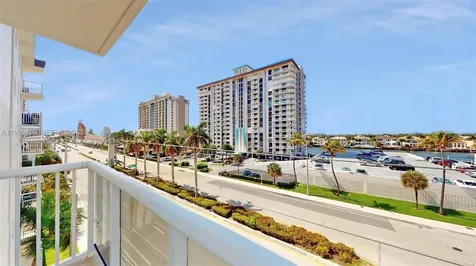 1801 S Ocean Drive Hollywood FL 33019