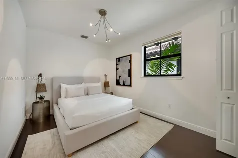 3067 Indiana Street Miami FL 33133