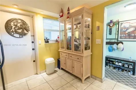 330 SE 2nd Street Hallandale Beach FL 33009