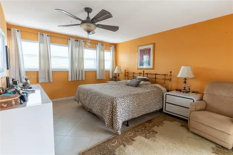 330 SE 2nd Street Hallandale Beach FL 33009