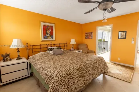 330 SE 2nd Street Hallandale Beach FL 33009