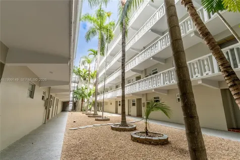 330 SE 2nd Street Hallandale Beach FL 33009