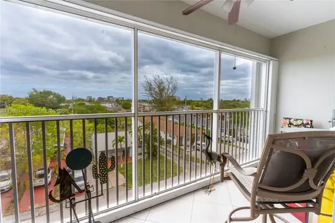 330 SE 2nd Street Hallandale Beach FL 33009