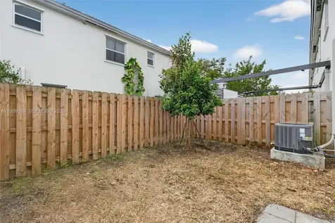 2662 SE 10th Street Homestead FL 33035