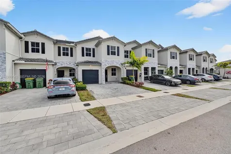 2662 SE 10th Street Homestead FL 33035
