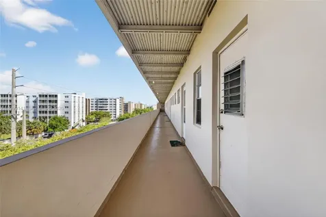 300 NE 14th Avenue Hallandale Beach FL 33009