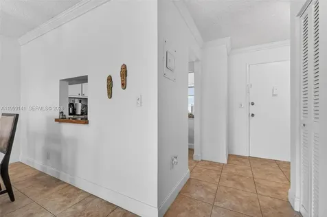 300 NE 14th Avenue Hallandale Beach FL 33009
