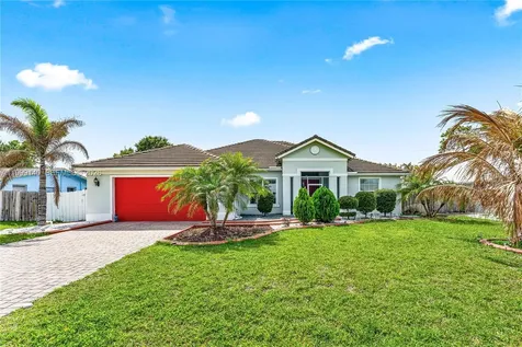 898 SW Curtis Street Port St. Lucie FL 34983