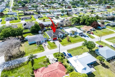 898 SW Curtis Street Port St. Lucie FL 34983