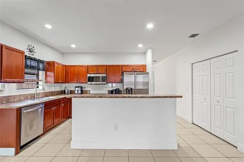 149 SE 36th Place Homestead FL 33033