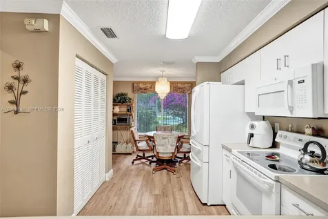11155 SW 17th Manor Davie FL 33324