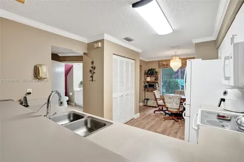 11155 SW 17th Manor Davie FL 33324