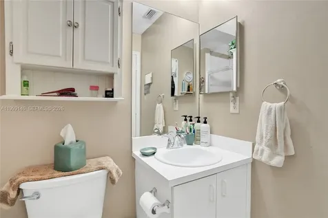 11155 SW 17th Manor Davie FL 33324