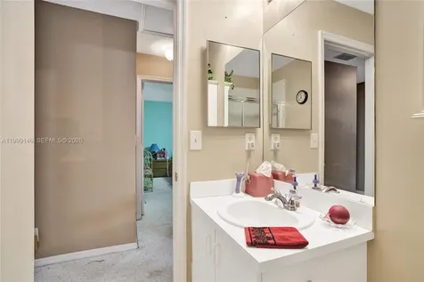 11155 SW 17th Manor Davie FL 33324