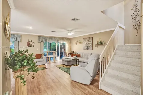 11155 SW 17th Manor Davie FL 33324