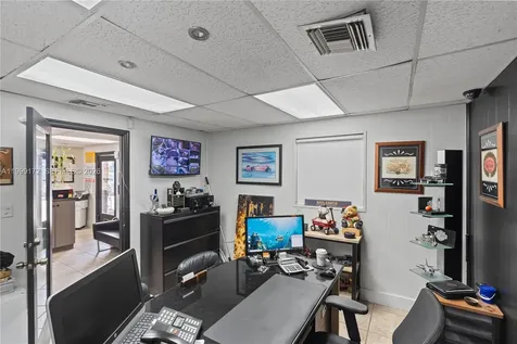 10501 SW 185th Terrace Cutler Bay FL 33157