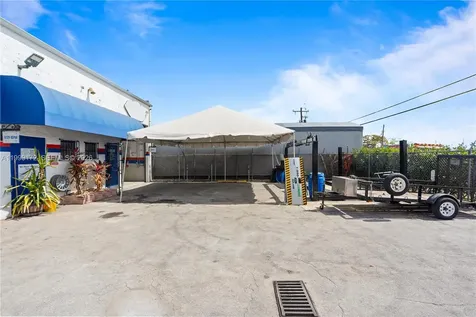 10501 SW 185th Terrace Cutler Bay FL 33157