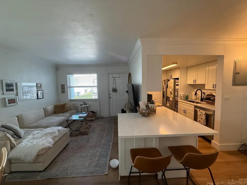 801 Meridian Avenue Miami Beach FL 33139