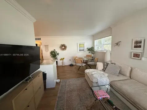 801 Meridian Avenue Miami Beach FL 33139