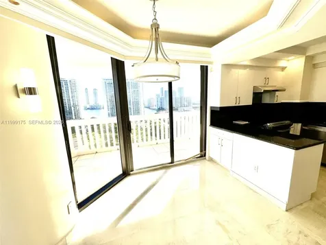 2000 Island Boulevard Aventura FL 33160