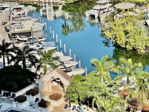 2000 Island Boulevard Aventura FL 33160