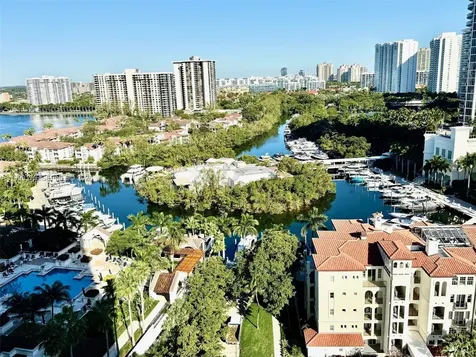 2000 Island Boulevard Aventura FL 33160