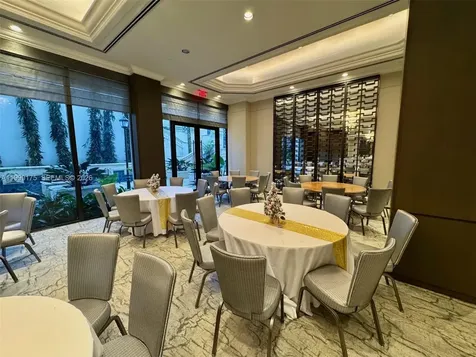 2000 Island Boulevard Aventura FL 33160