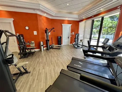 2000 Island Boulevard Aventura FL 33160