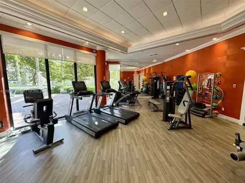 2000 Island Boulevard Aventura FL 33160