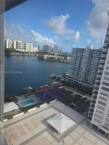 2780 NE 183rd Street Aventura FL 33160