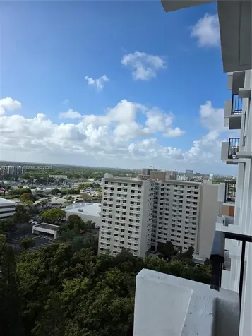 2780 NE 183rd Street Aventura FL 33160
