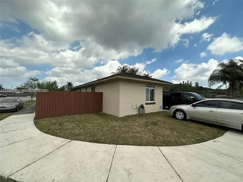 3783 NW 201st Terrace Miami Gardens FL 33055