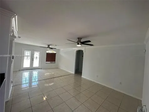 3783 NW 201st Terrace Miami Gardens FL 33055
