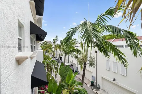 650 Valencia Avenue Coral Gables FL 33134