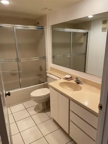 1703 Whitehall Drive Davie FL 33324