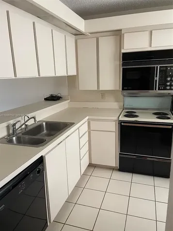 1703 Whitehall Drive Davie FL 33324