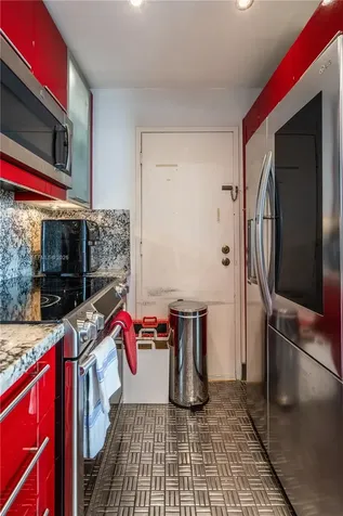 800 West Avenue Miami Beach FL 33139