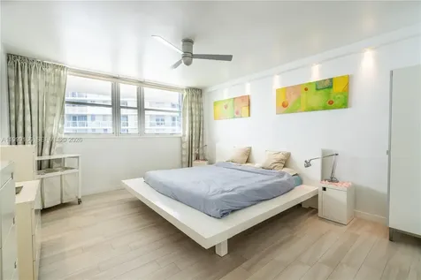 800 West Avenue Miami Beach FL 33139