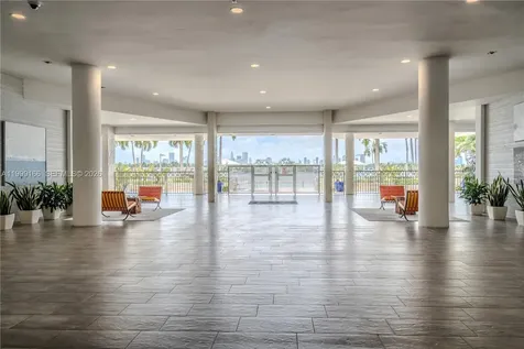 800 West Avenue Miami Beach FL 33139
