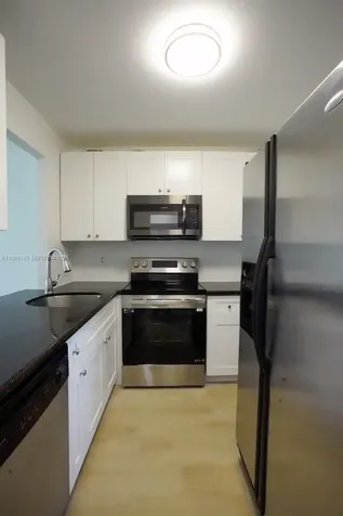530 SE 2nd Avenue Deerfield Beach FL 33441