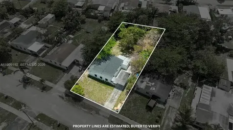 4520 SW 33rd Drive West Park FL 33023