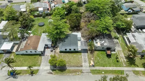 4520 SW 33rd Drive West Park FL 33023