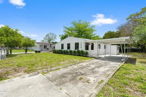 4520 SW 33rd Drive West Park FL 33023