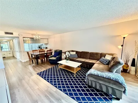 2707 Nassau Bend Coconut Creek FL 33066