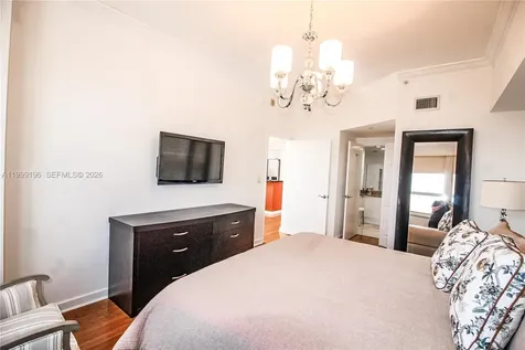 19501 W Country Club Drive Aventura FL 33180