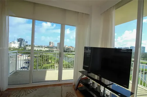 19501 W Country Club Drive Aventura FL 33180