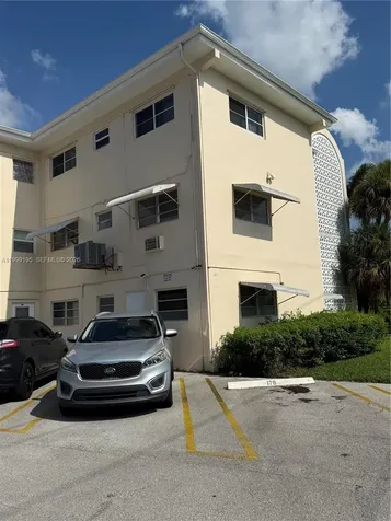 141 NE 10th Avenue Hallandale Beach FL 33009