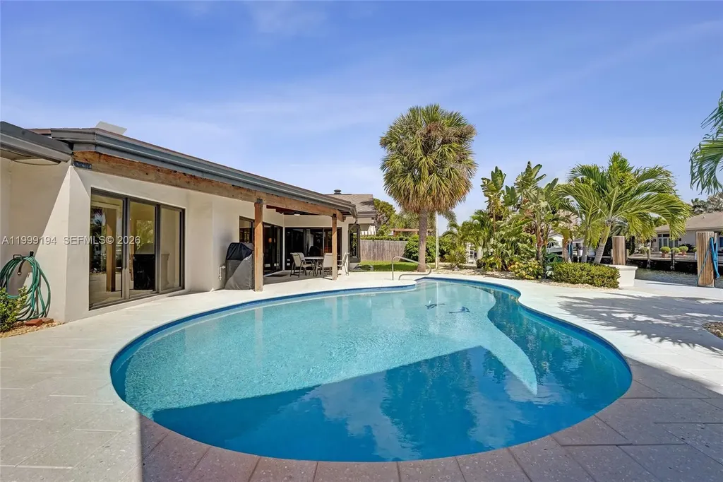 2832 NE 26th Street Fort Lauderdale FL 33305