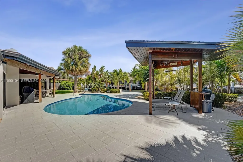 2832 NE 26th Street Fort Lauderdale FL 33305