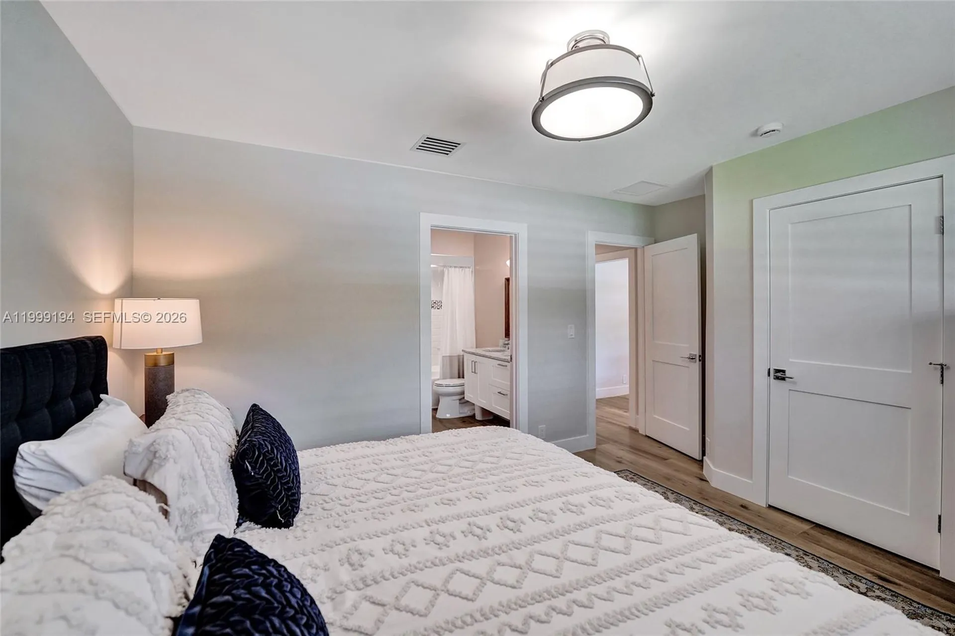 2832 NE 26th Street Fort Lauderdale FL 33305